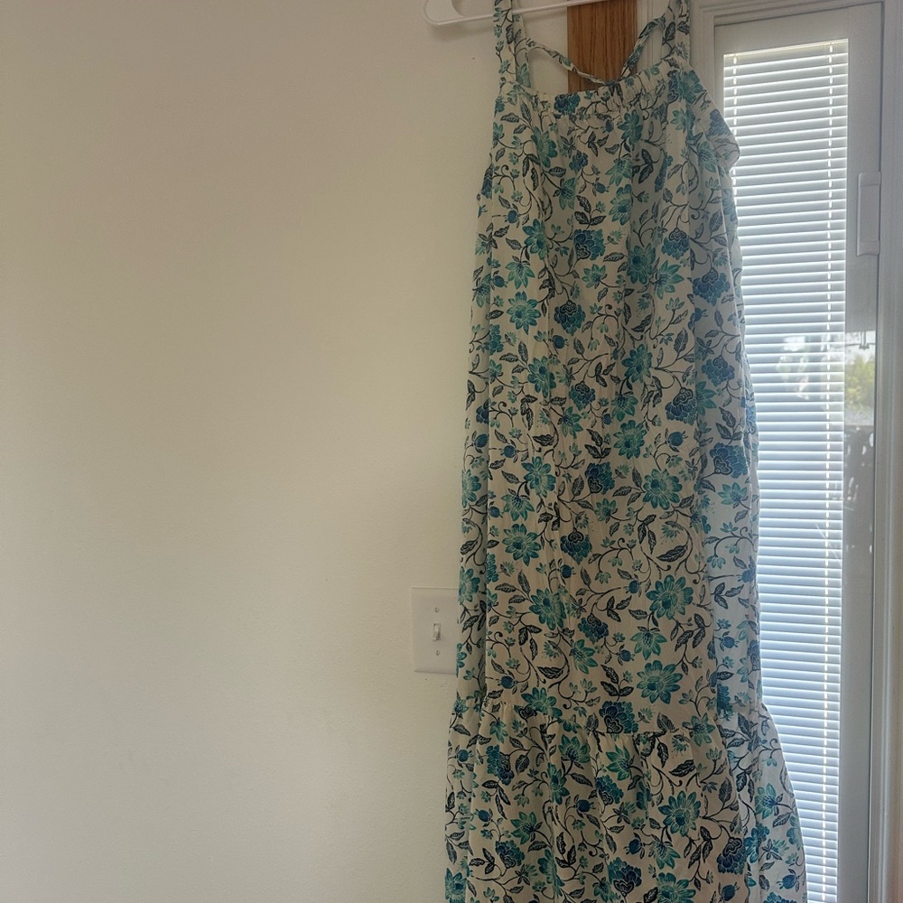 Maxi Dress with Blue Floral Pattern